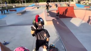 Un Día Con un NIÑO SKATER de 5 AÑOS
