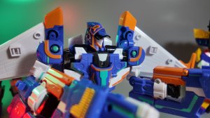 Роботония_Metal Cardbot / Black Hook / Cielo