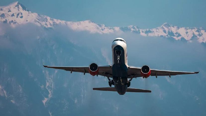 В аэропорту Сочи ограничили движение самолетов