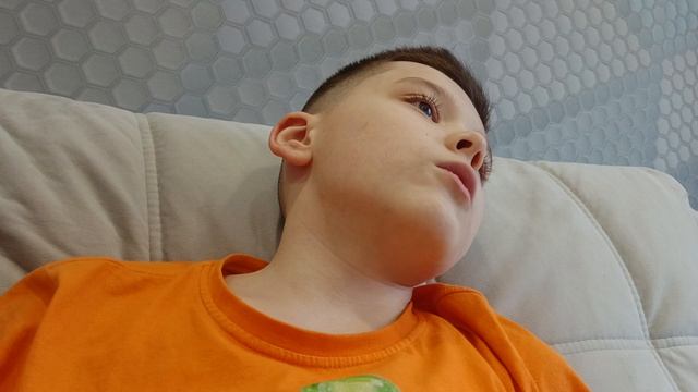 😭Я меняю канал на тоже самое что я снимаю на ютуб😭