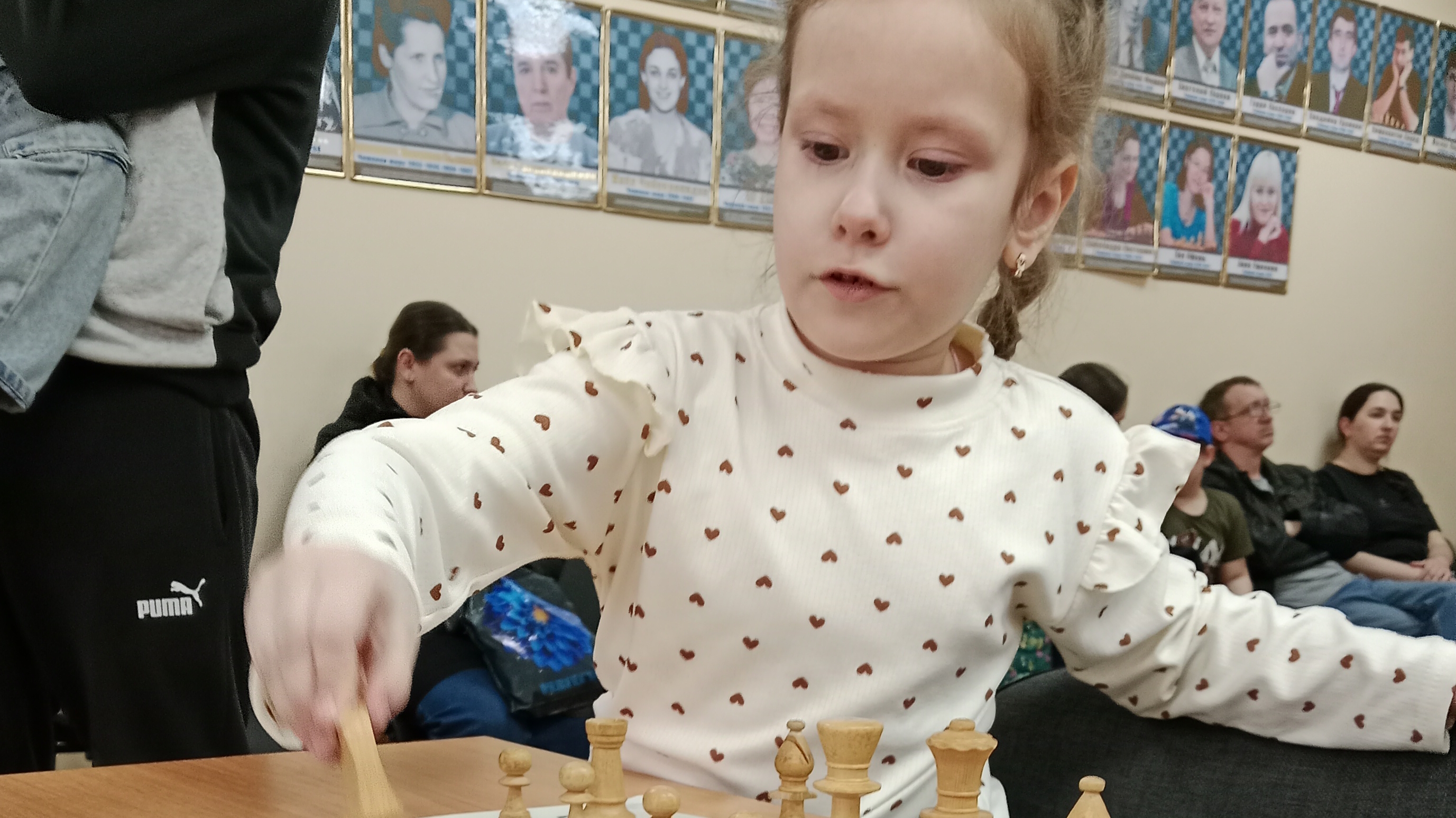 показываем как надо играть