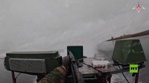 نهر دنيبر.. مشاهد لمواجهة الزوارق الروسية لطائرات أوكرانية مسيرة