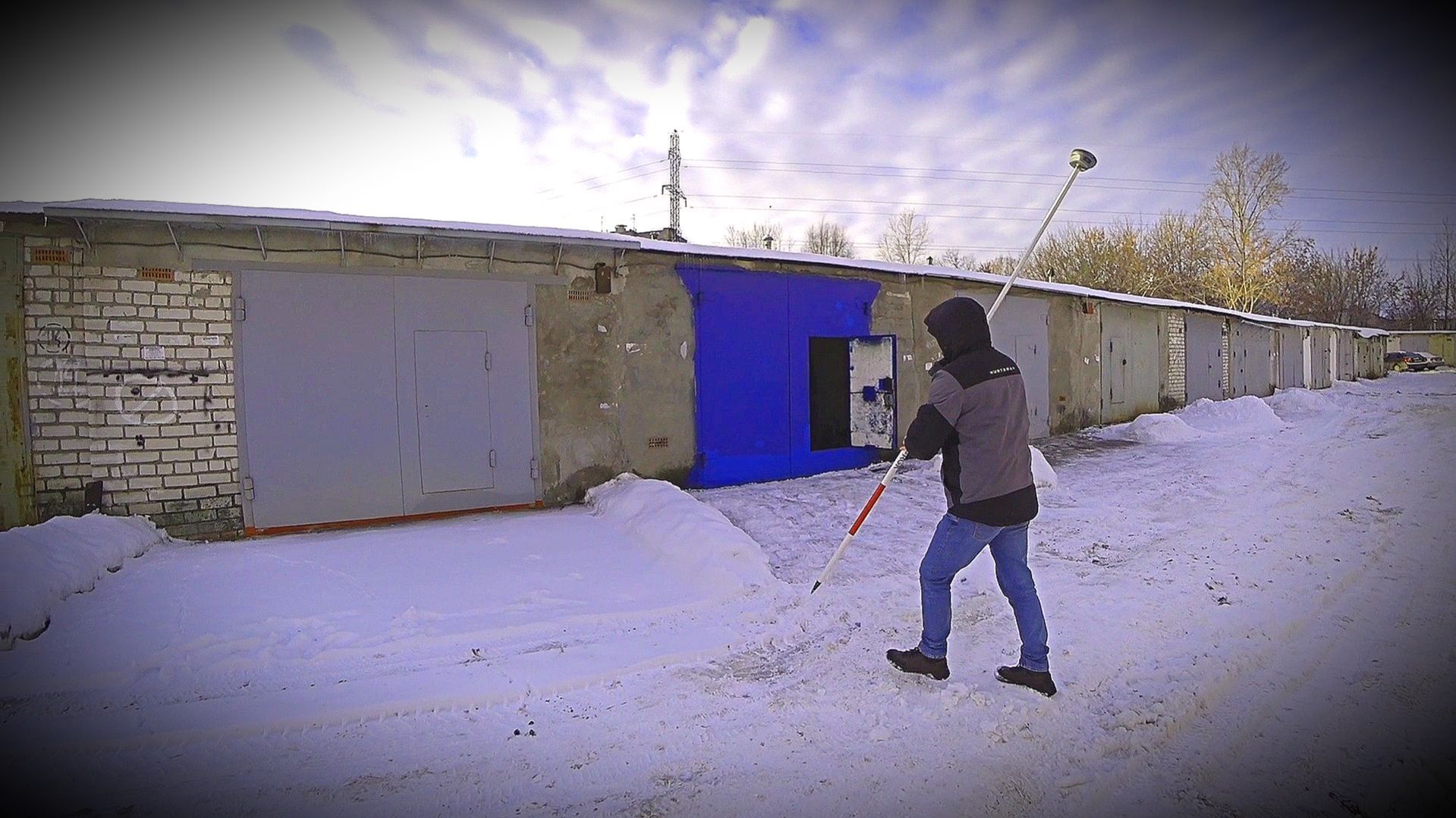 Оформил 2 гаража по гаражной амнистии.