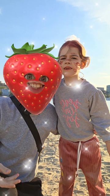 клубничка? 🍓🍓🍓