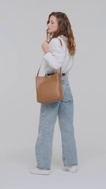 Натуральная кожа и продуманная форма. Сумки · JACK ARNO. Артикул WB: 411396543