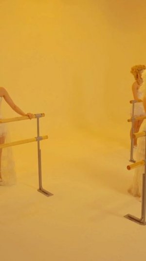 Новый выпуск шоу «Раздевайся и качай»