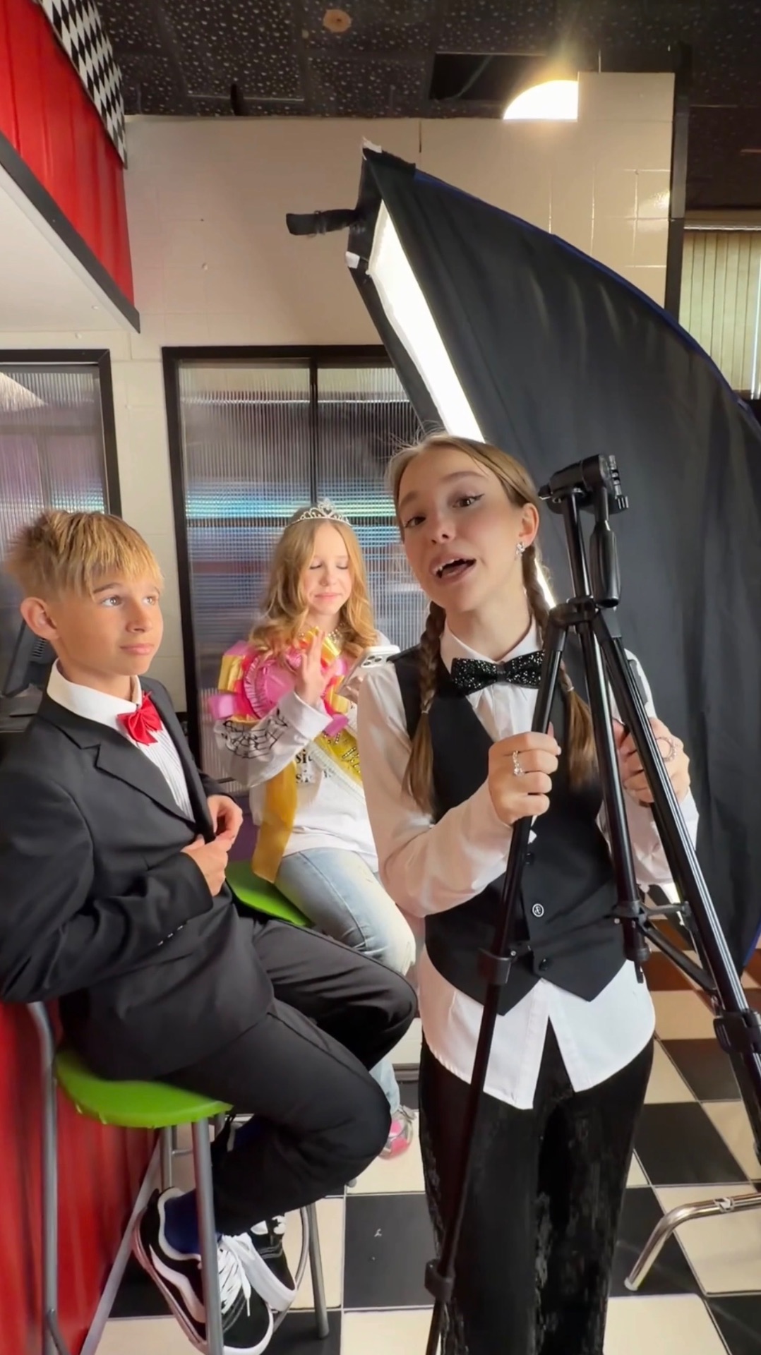 говорят, Стеша все еще на подходе..😂