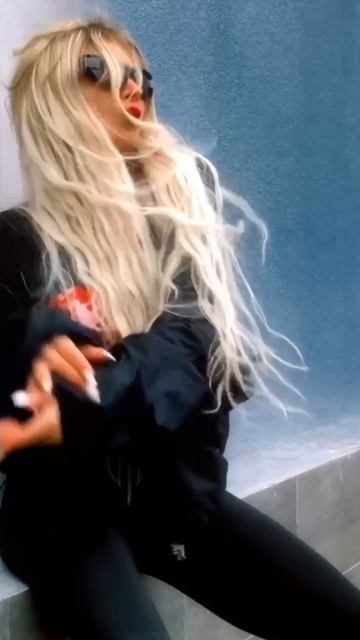 У неё давно лишь по тебе душа болела💔

Пиши комментарий, если откликается👇🏻