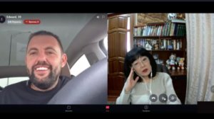 Защитять украину. Политик сбежал счастливым. Дрессированный.