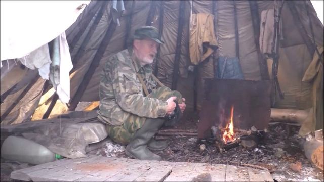 Север 2022. Сентябрь. Фильм 5-й. Лес, чум, медведи. Исправлен. Из архива.