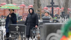 Священник рассказал о церковном взгляде на общение с умершими