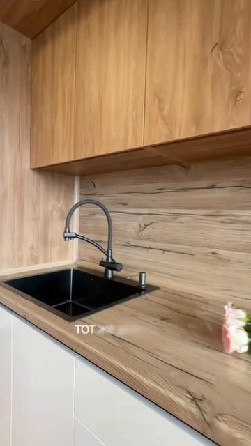 Отзыв о нашей работе по шикарной кухне