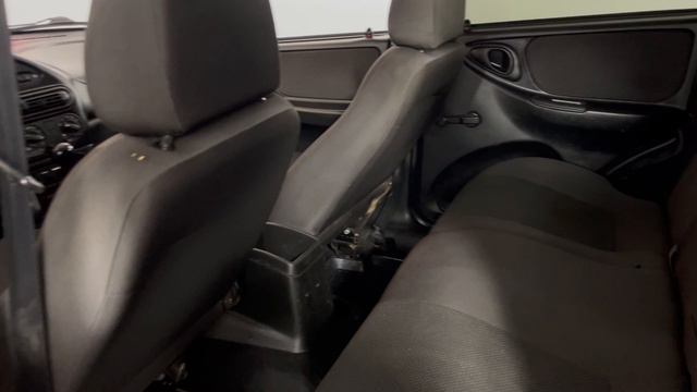 Chevrolet Niva 79806