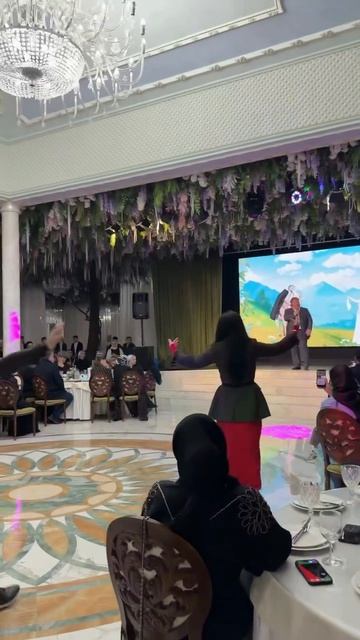 Тамада взорвал танец 🔥👏 танцует лучше всех 🔥👍