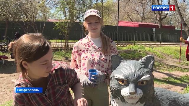 Студенты Крымского художественного училища впервые приняли участие в благоустройстве Детского парка