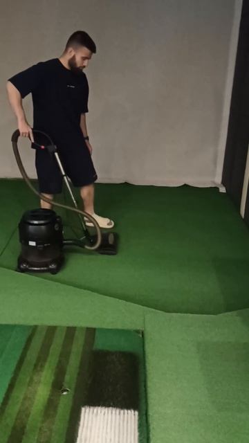 Химчистка ковролина и мягкой мебели в Академии льда