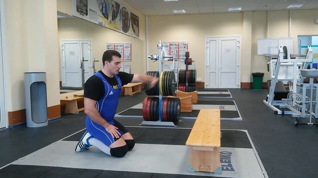 Отжимания_от_лавки_техника_выполнения