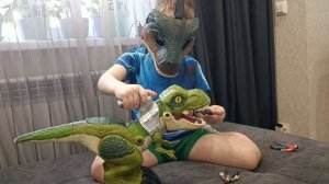 Глотающий Тираннозавр Jurassic World Imaginext 🦖