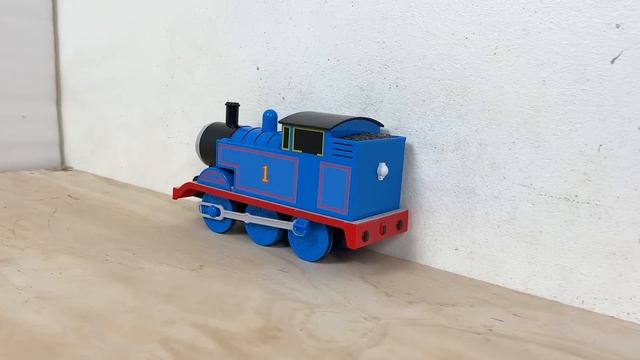 トーマスがはやく走るゴミ収集車と坂道ドライブテスト