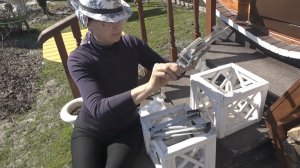 6 соток 15 апреля 2026 года. 1 часть. Формирую гортензии....