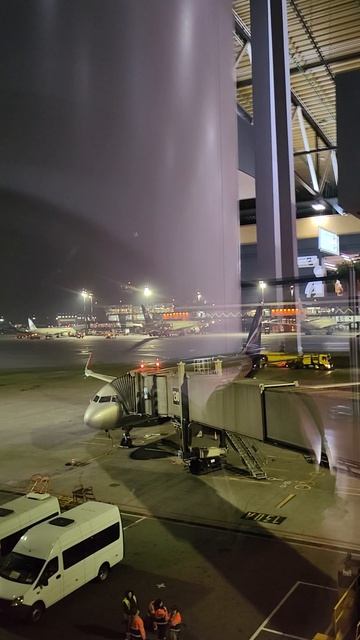 Вылет в Самару в 5 утра.