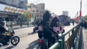 🇮🇷Ничего необычного, просто женская мобильная ПВО группа в центре Тегерана…