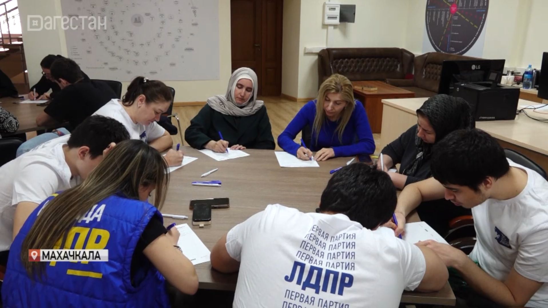 Махачкала присоединилась к Тотальному диктанту