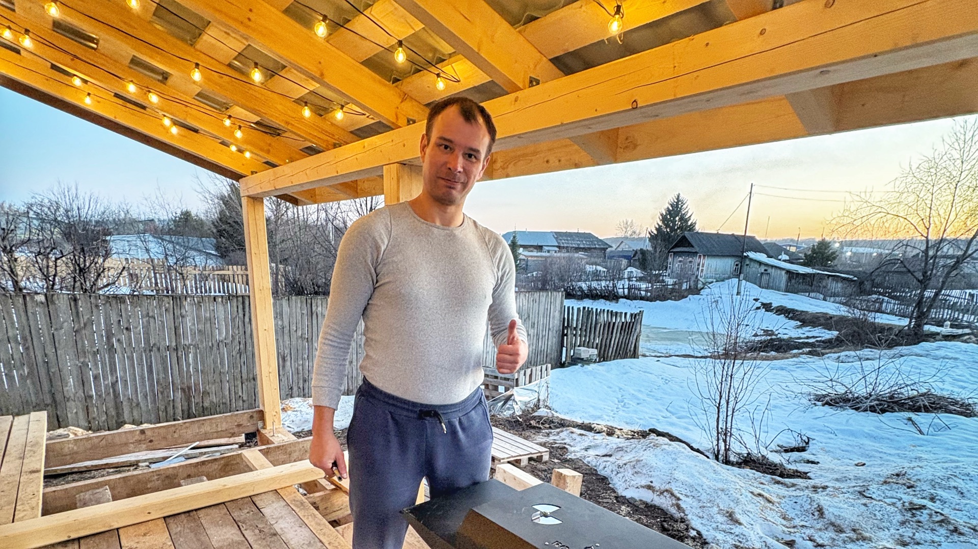 РЕМОНТ В СПАЛЬНЕ ГОТОВ. УБОРКА НА УЧАСТКЕ. У МУЖА ДЕНЬ РОЖДЕНИЯ! ВЛОГ 19.04.26