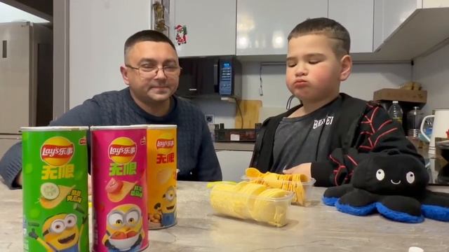 Пробуем китайские чипсы Миньон