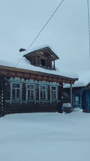 Очень красивый старинный дом