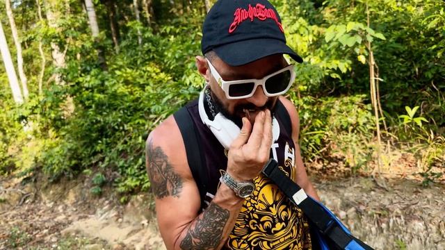 Остров Ко Ронг Санлем, нашли дьявольский фрукт! Ночуем в палатках на сумеречном пляже