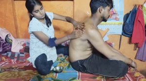 Уличный парикмахер(скорее домашниий), массаж от красивой девушки