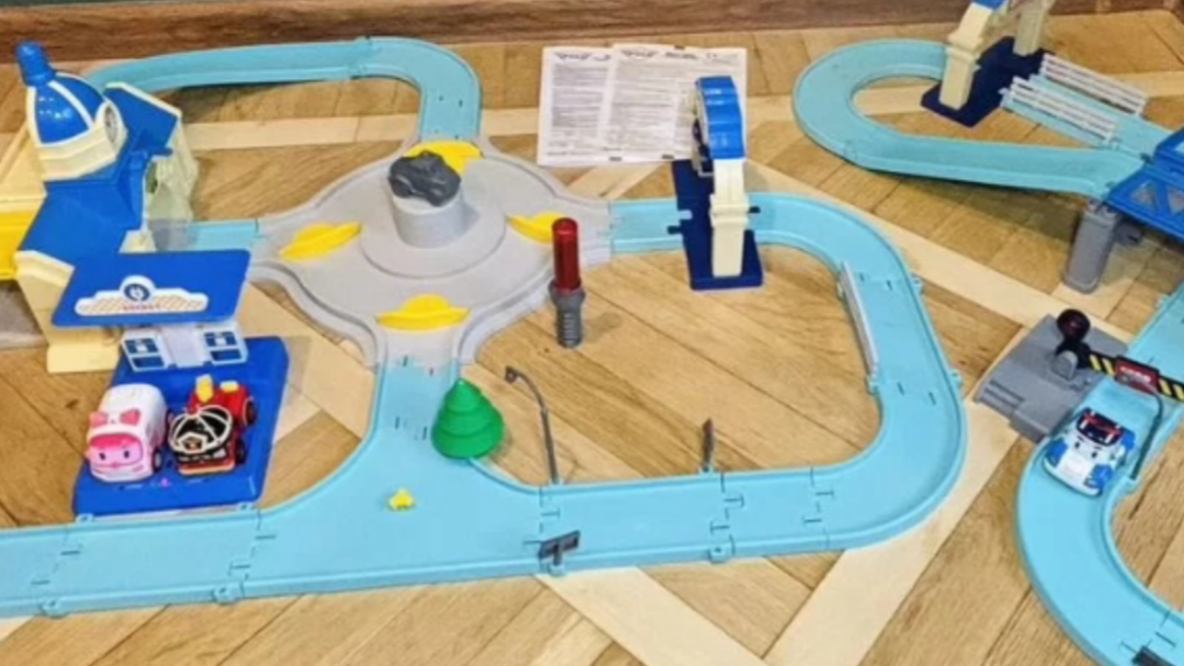 Робокар Поли.