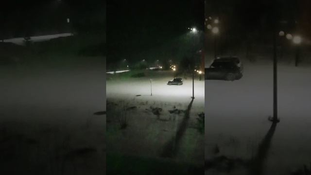 Снег пошел... уже сугробы