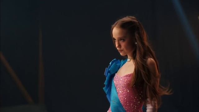 У неё лучше уже вышел. В юту.бе