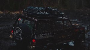 Тяжёлое RC бездорожье в грязном лесу для джиппера Nissan Patrol 4WD Rlaarlo TK07