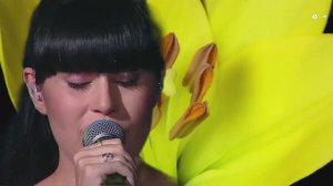 59 Диана Анкудинова - "Cant help falling in love" (ШоуМаскГоон 2021, композит AI)