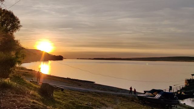 Жигулёвский государственный природный заповедник Заход солнца в 8 вечера