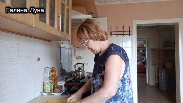 19.4.36. Рано начала паниковать/ всю погоду испортил/ булочки с корицей