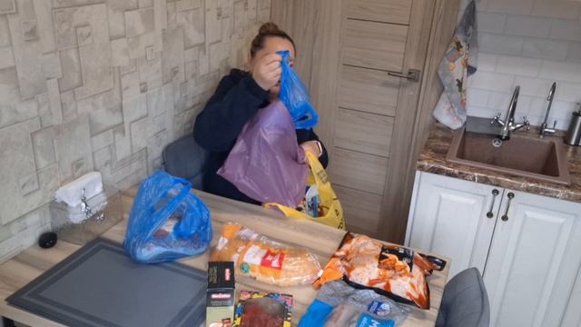 Готовлю, распаковка, сходили в цирк. Выходной один прошел)