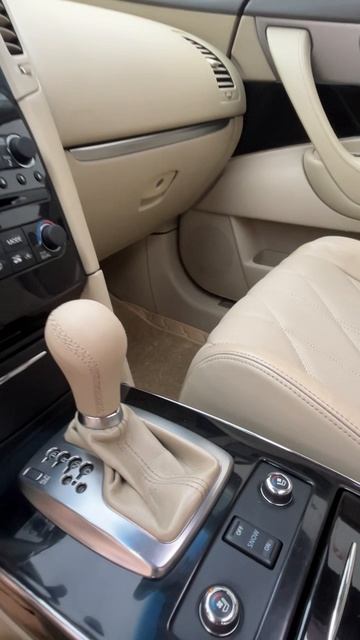 Infiniti FX Кроссовер 5 дв. 3.7 AT 4WD 2013г