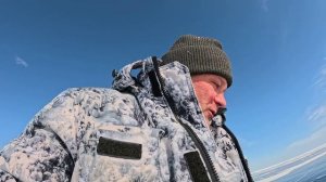 Мощные подходы Омуля, наловили крупняка. Рыбалка на озере Байкал.