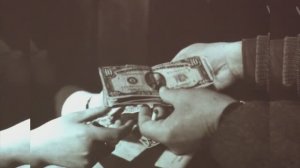 РУБЛЬ СТАНОВИТСЯ САМОЙ ТВЕРДОЙ ВАЛЮТОЙ...