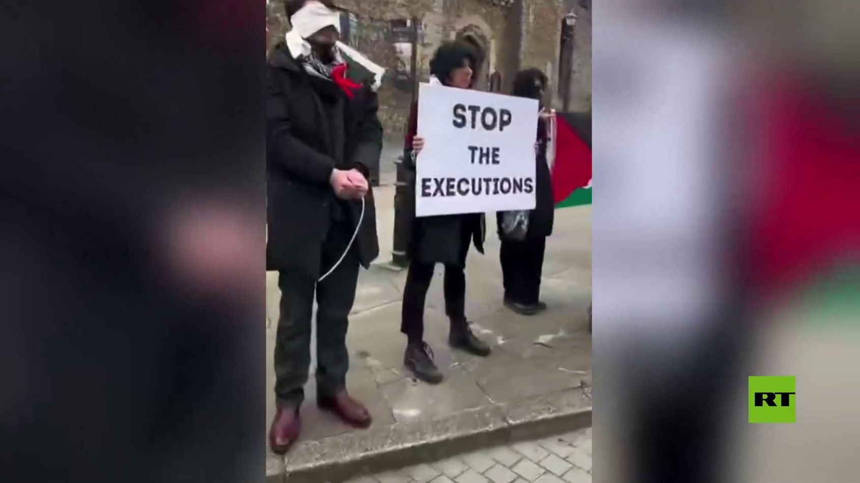 بريطانيا.. وقفة احتجاجية بمناسبة يوم الأسير الفلسطيني في مدينة كارديف