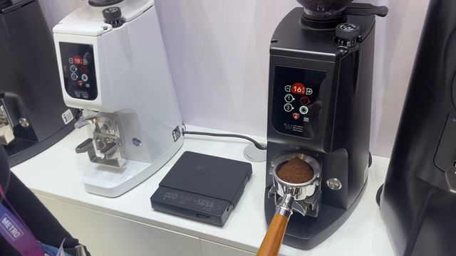 Потестили кофемолку с весами Eureka Atom W65