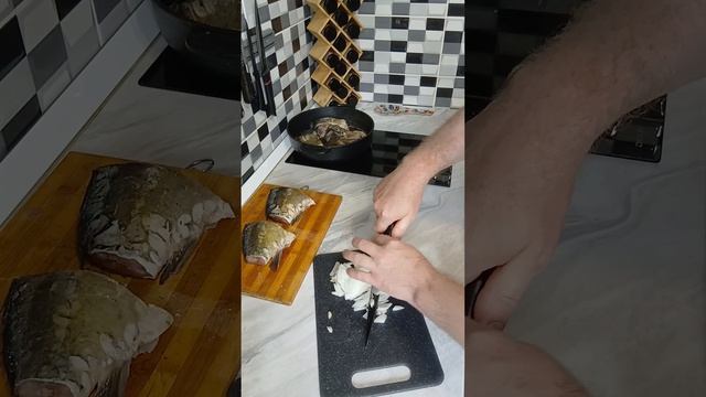 Жареный карп с лучком