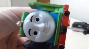 Паровозики Томас и его друзья. Играем с машинками, паровозиками и проверяем их. #дети #видеодлядетей