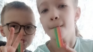 едимм кислые вещи