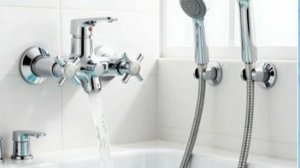 Демонтируем кран - буксу вместе с ручкой.