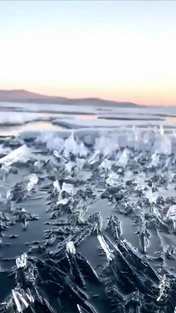 Начало весны на озере Байкал